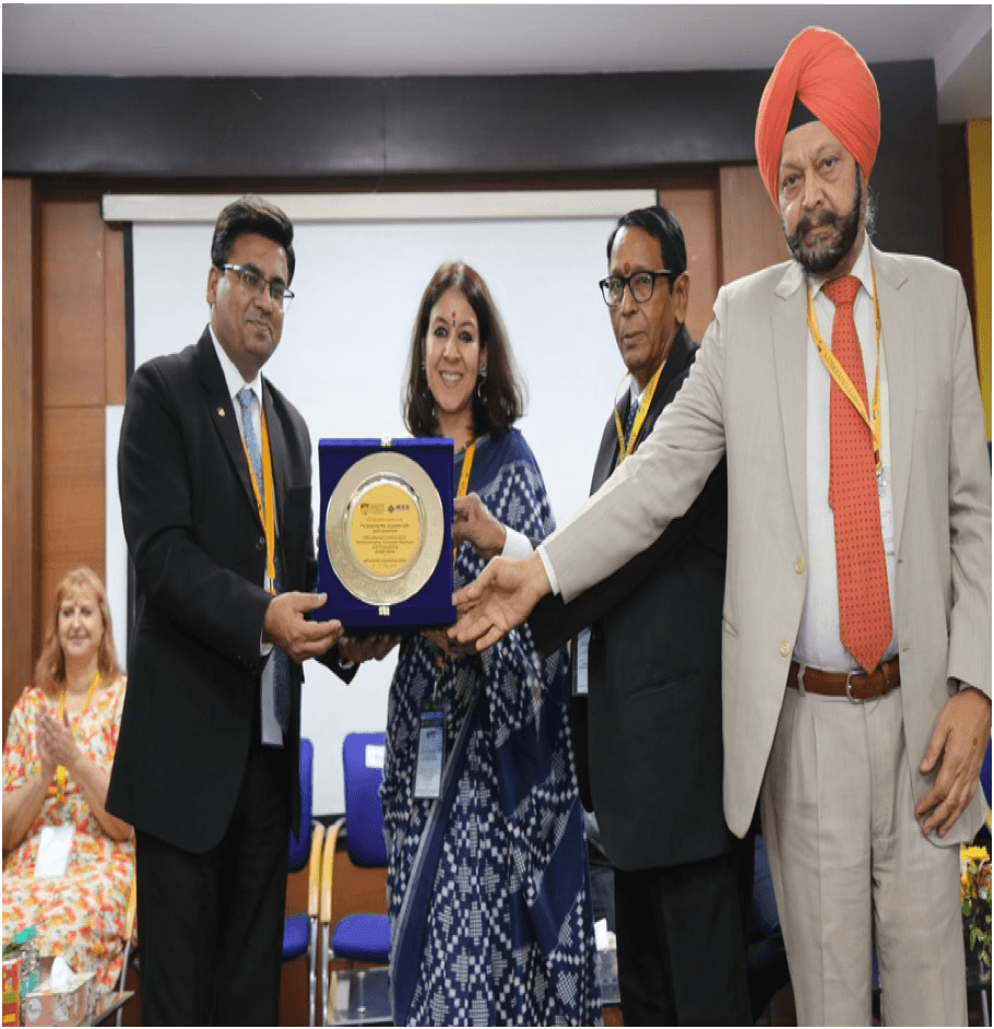 Dr Ajay Rana visiting a state-of-the-art research laboratory