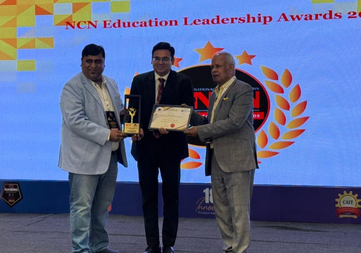 Dr Ajay Rana receiving the NCN Education Leadership Award 2026